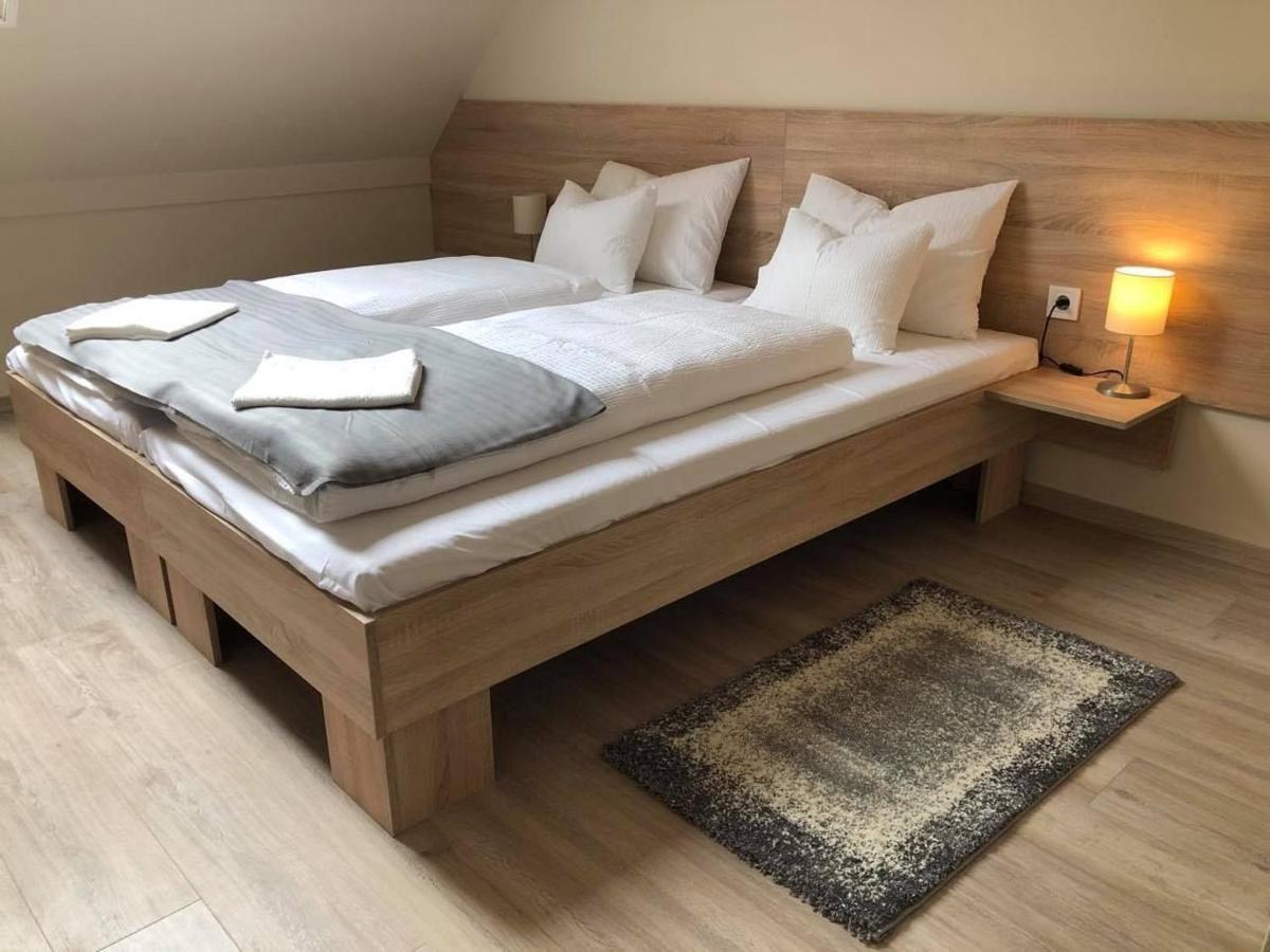 Bed and Breakfast Szolofuert Fogado Kecskemét Esterno foto