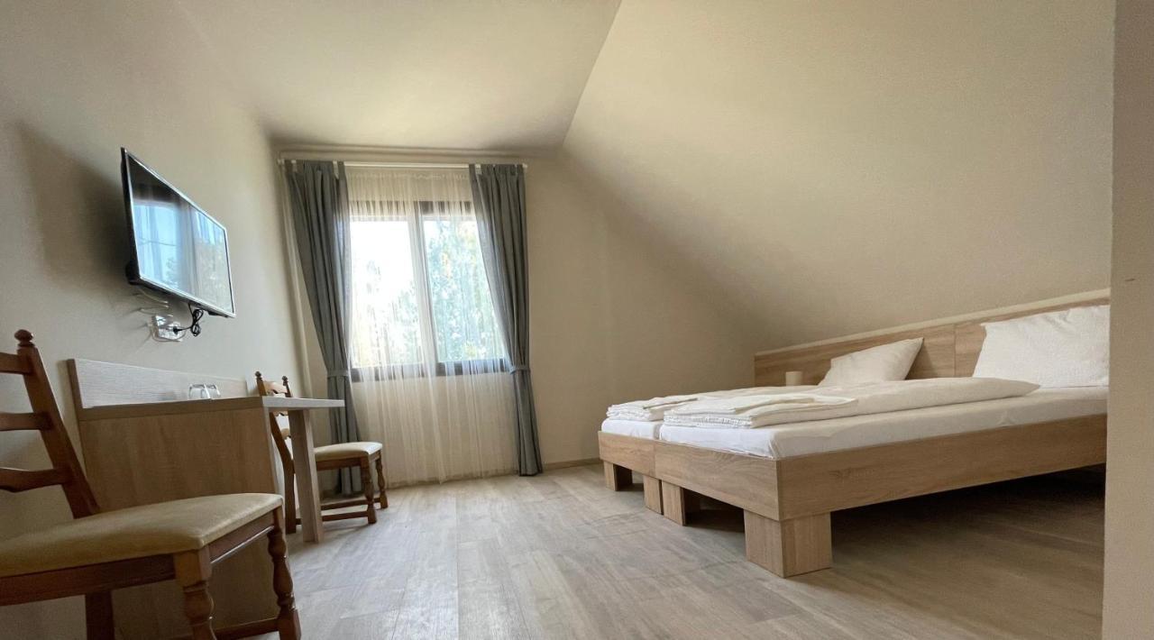 Bed and Breakfast Szolofuert Fogado Kecskemét Esterno foto